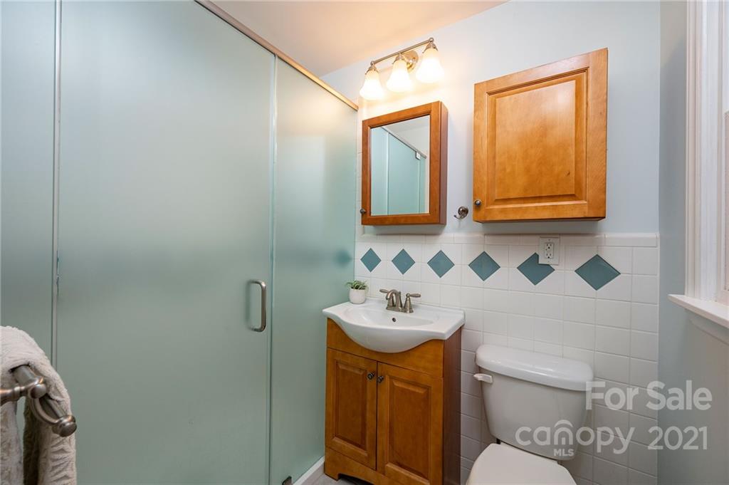 2 Oak Ridge Road Asheville NC 28805