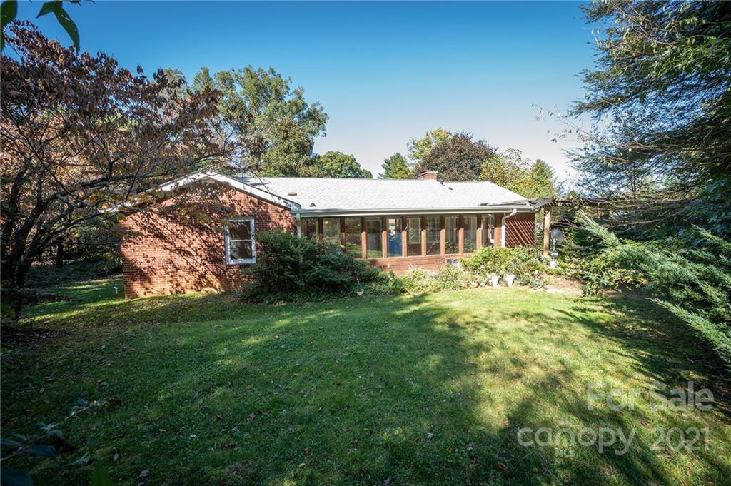 2 Oak Ridge Road Asheville NC 28805
