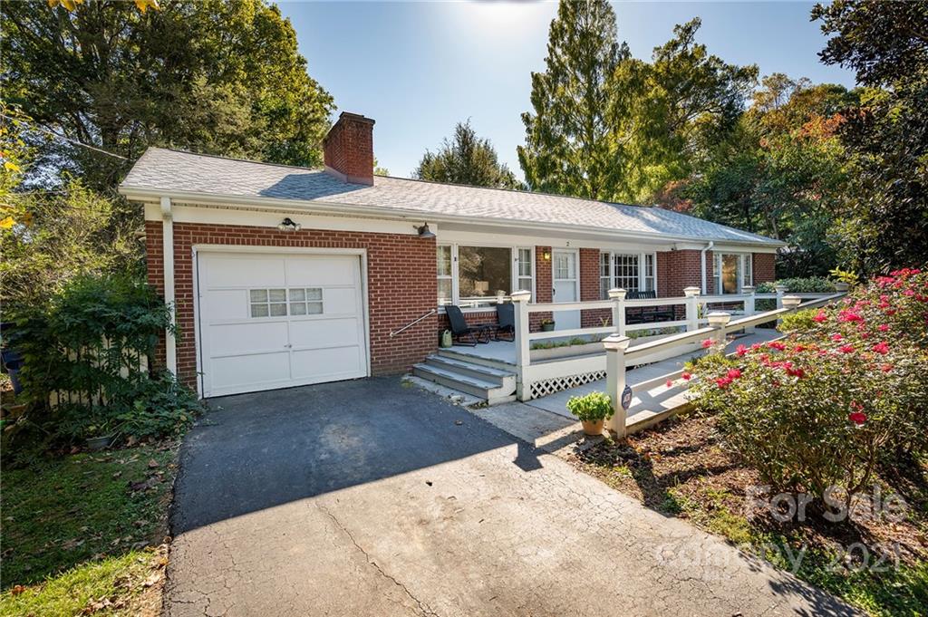 2 Oak Ridge Road Asheville NC 28805