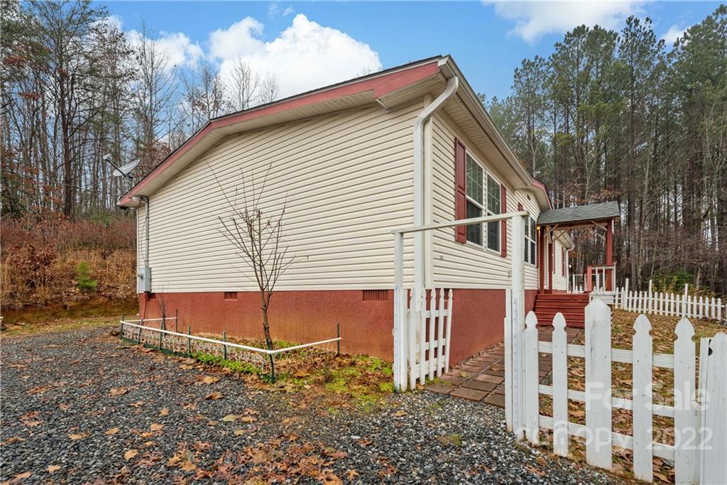 102 Flatlander Drive Old Fort NC 28762