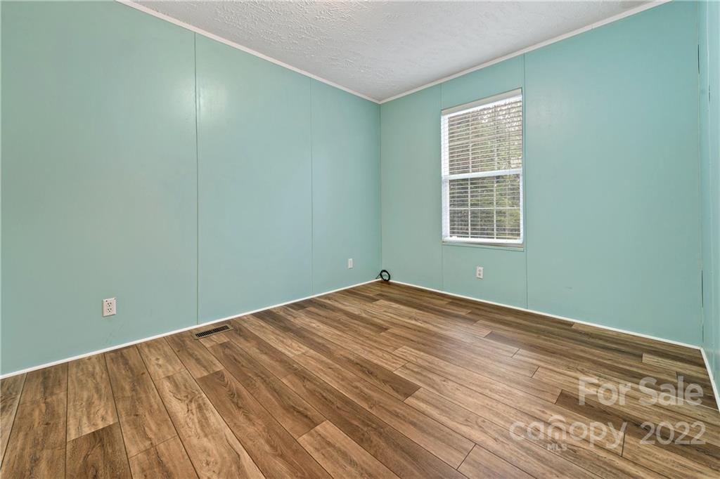 102 Flatlander Drive Old Fort NC 28762