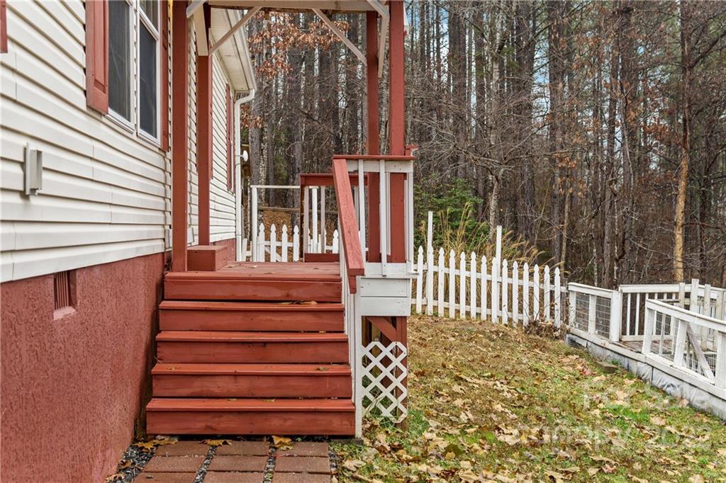102 Flatlander Drive Old Fort NC 28762