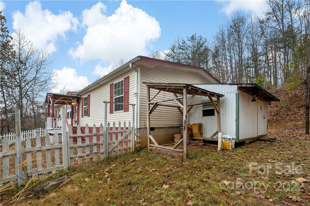102 Flatlander Drive Old Fort NC 28762