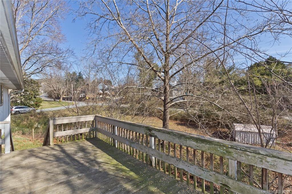 28 Brown Street Weaverville NC 28787