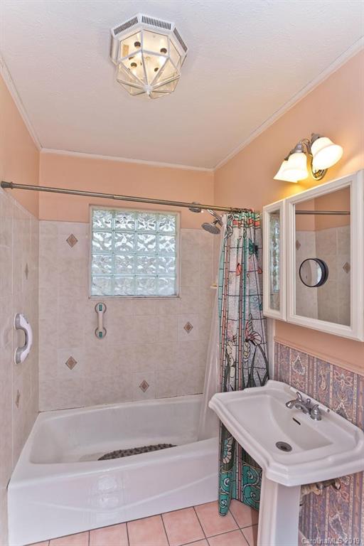 28 Brown Street Weaverville NC 28787
