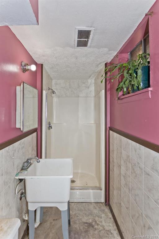 28 Brown Street Weaverville NC 28787
