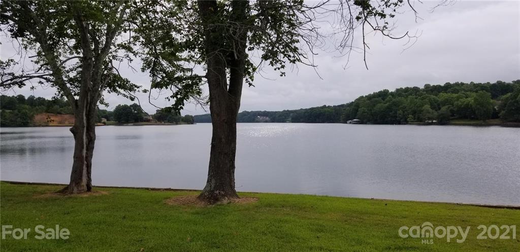 120 48th Avenue NE Hickory NC 28601