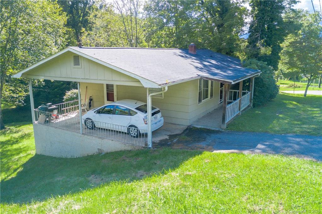 1592 Crymes Cove Road Waynesville NC 28786