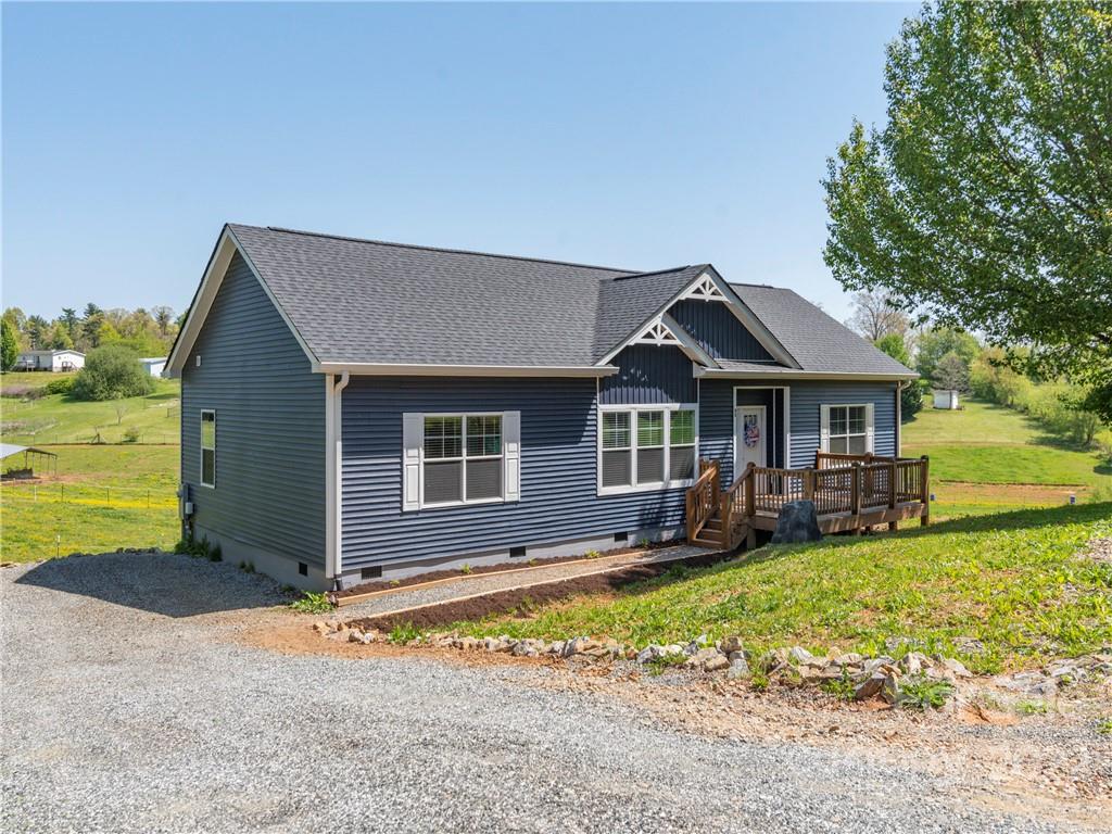 93 Gibbs Road Leicester NC 28748