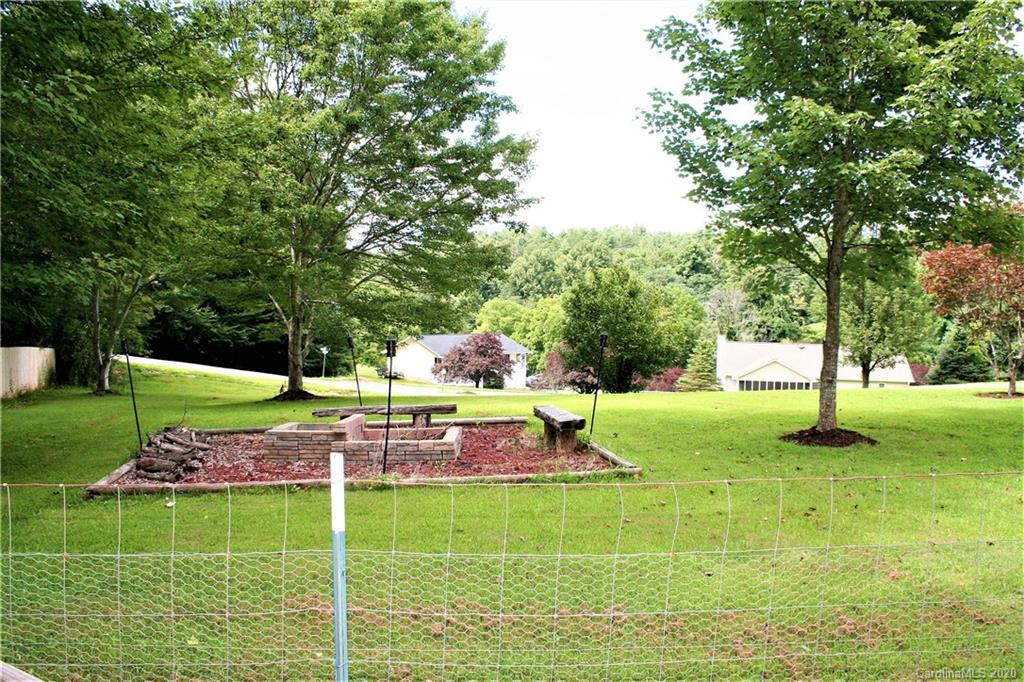 103 Snitzy Drive Weaverville NC 28787