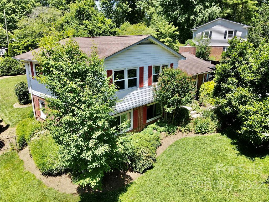 110 Castlerock Drive Asheville NC 28806