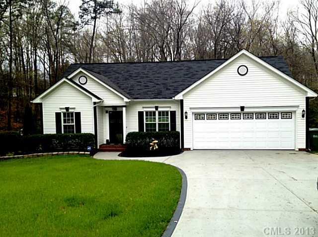 781 Woodlawn Avenue Mount Holly NC 28120