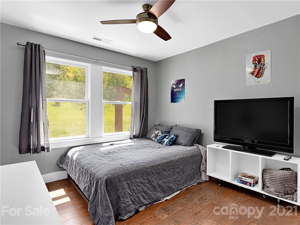 132 Peaceful View Drive Fairview NC 28730