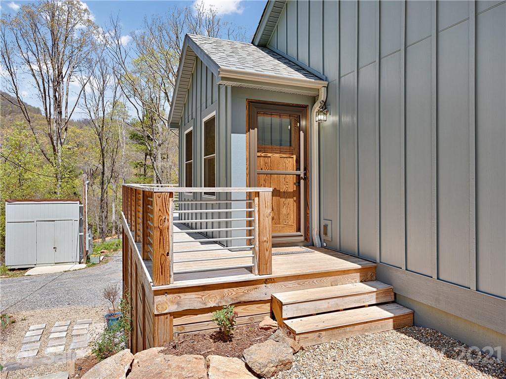 132 Peaceful View Drive Fairview NC 28730