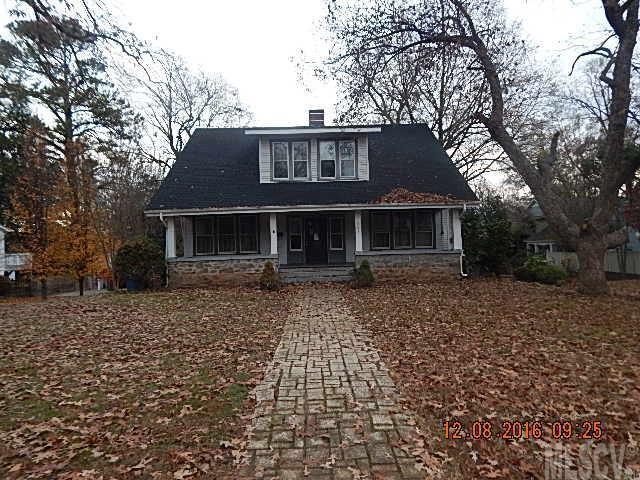 227 5th Avenue NE Hickory NC 28601