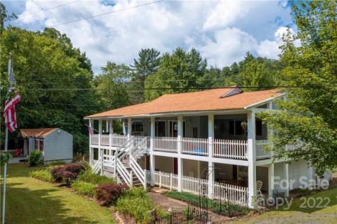8186 NC 183 Highway Linville Falls NC 28647