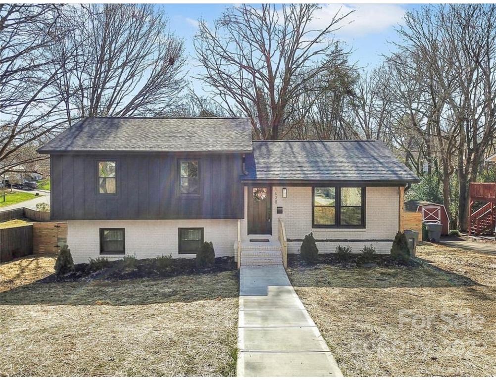 1628 Starbrook Drive Charlotte NC 28210