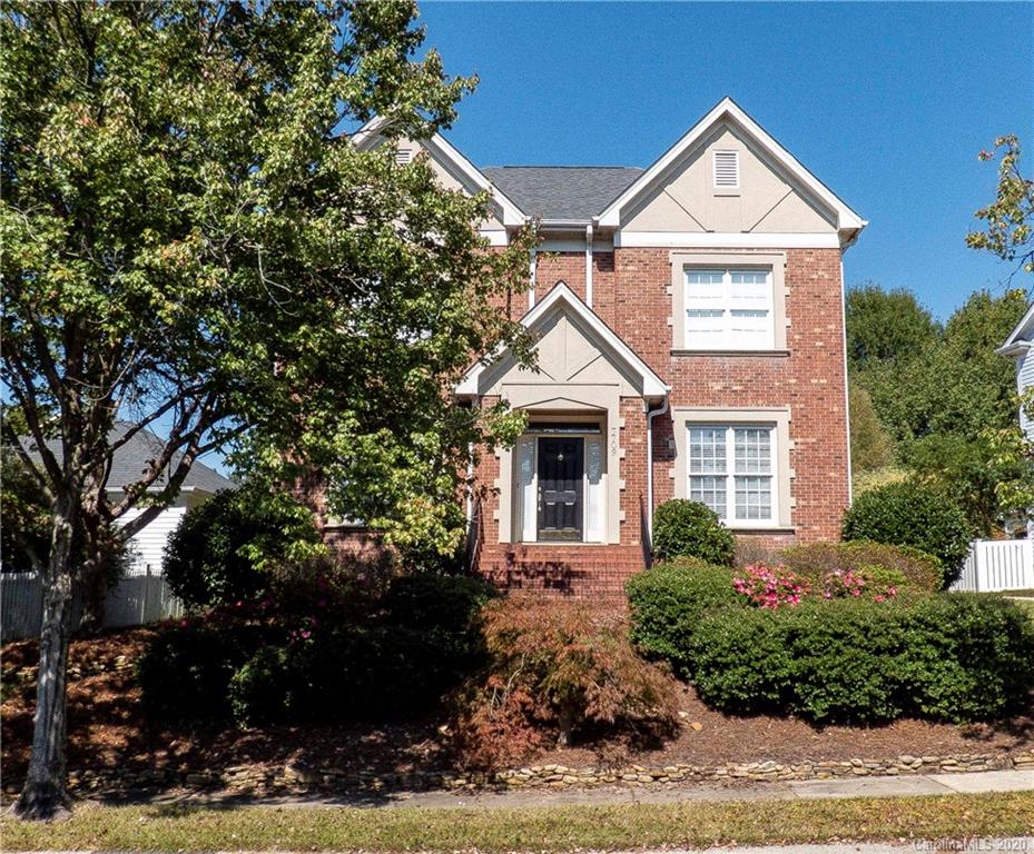 7709 Compton Court Charlotte NC 28270