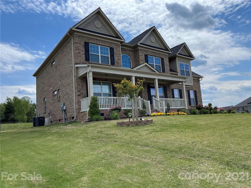 4377 Oldstone Drive Harrisburg NC 28075