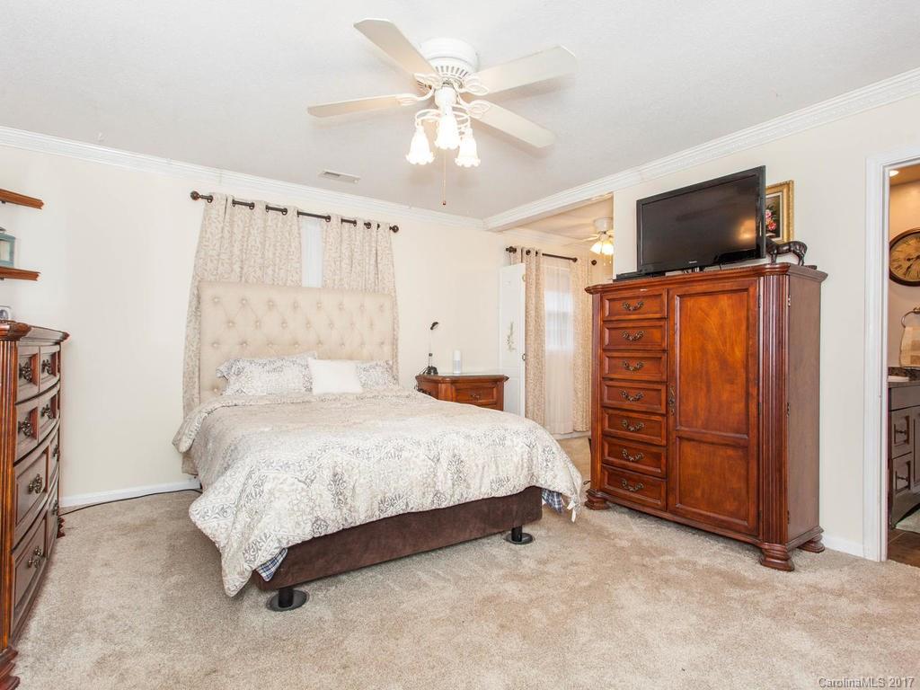 74 Fairway Drive Asheville NC 28805