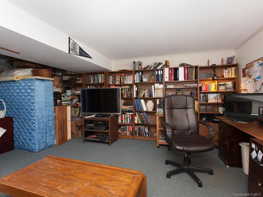 74 Fairway Drive Asheville NC 28805