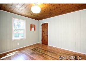 42 Dayton Road Asheville NC 28804