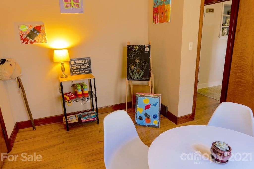 69 Bear Creek Road Asheville NC 28806