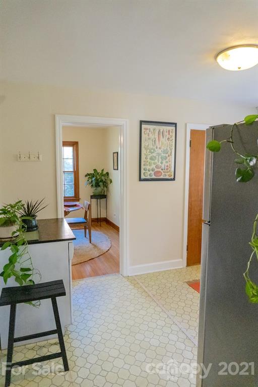 69 Bear Creek Road Asheville NC 28806