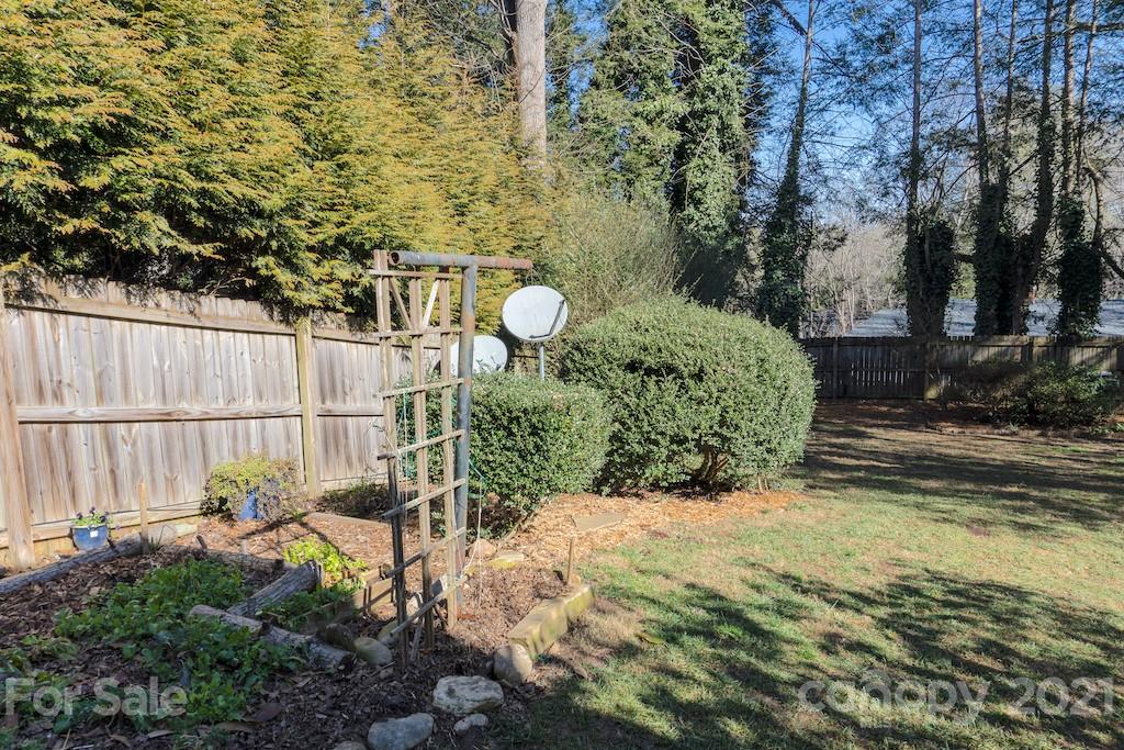 69 Bear Creek Road Asheville NC 28806