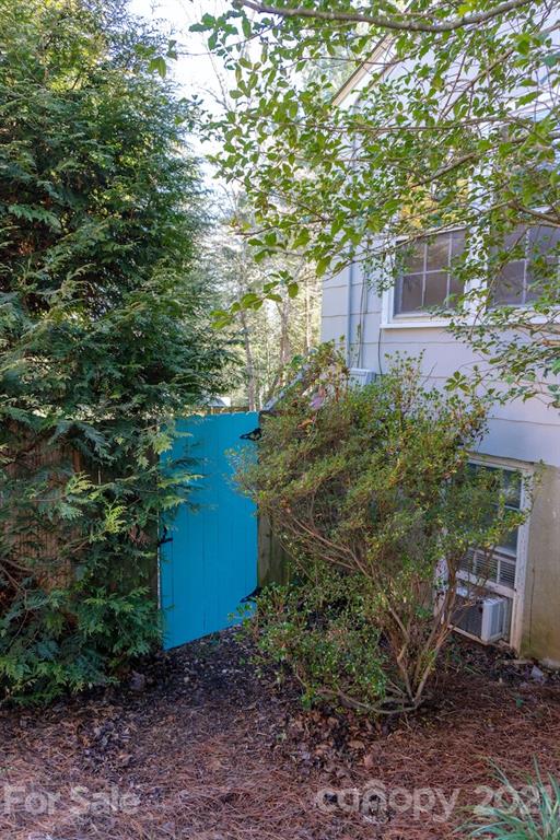 69 Bear Creek Road Asheville NC 28806