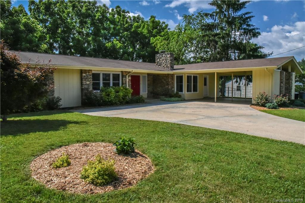 33 Dogwood Drive Weaverville NC 28787