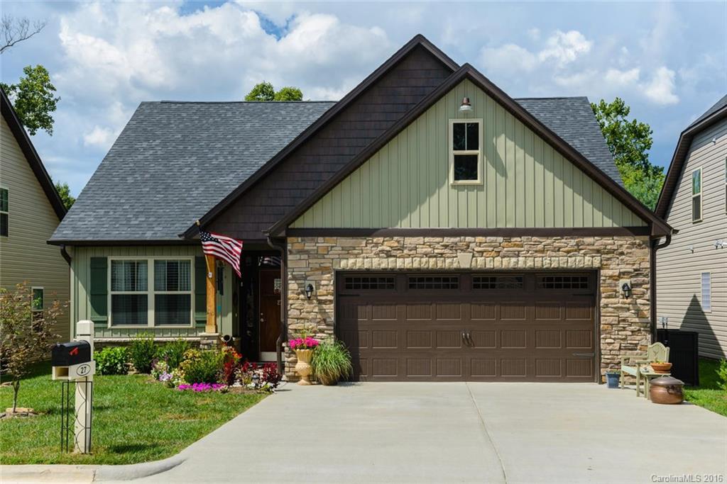 27 Onteora Oaks Drive Asheville NC 28803