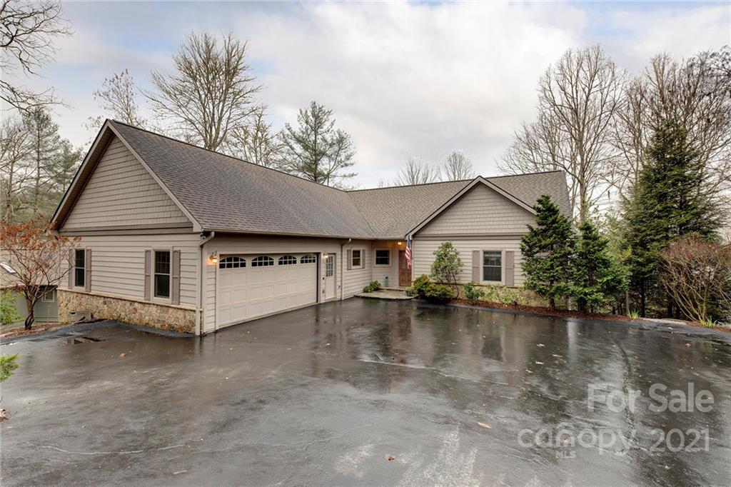 935 Utsonati Lane Brevard NC 28712