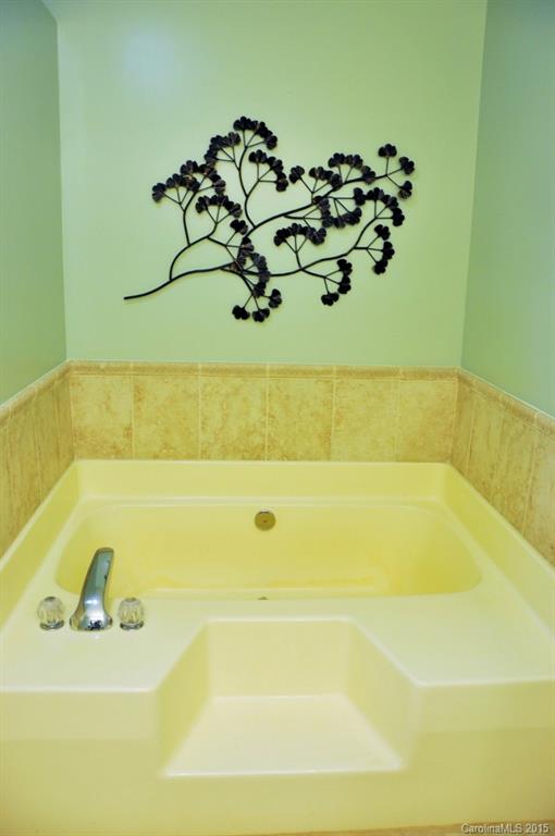 2917 Summerland Drive Matthews NC 28105