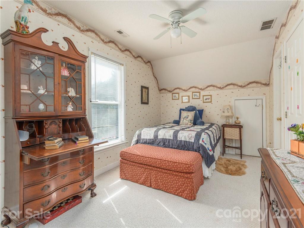 109 Elm Drive Asheville NC 28805