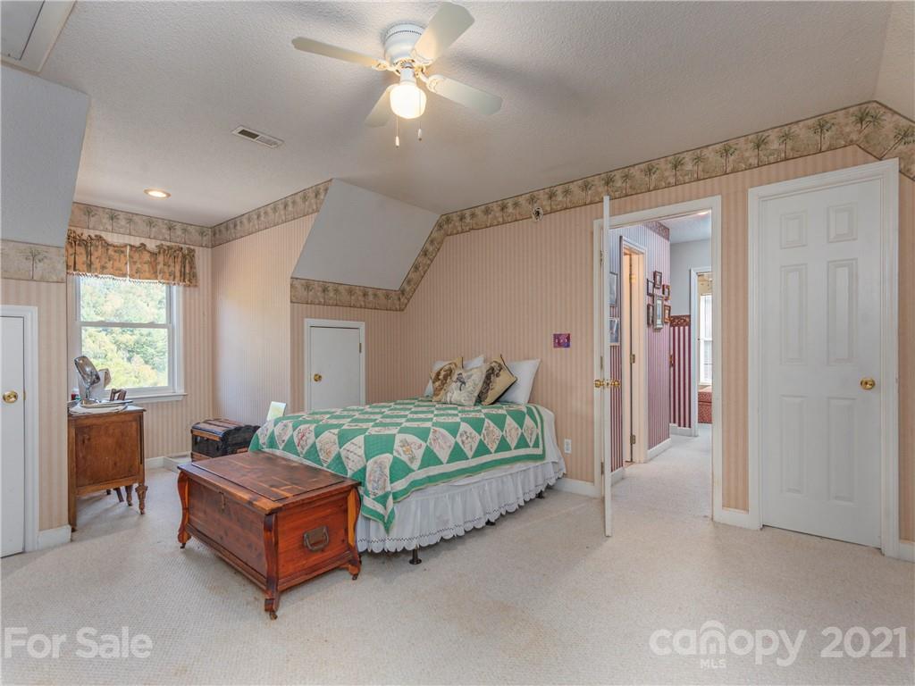 109 Elm Drive Asheville NC 28805