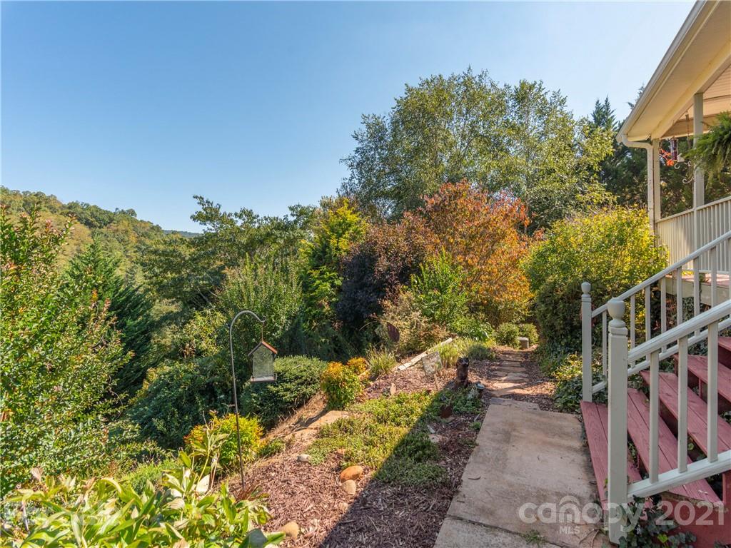 109 Elm Drive Asheville NC 28805