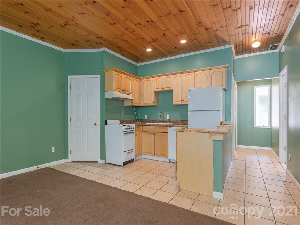 109 Elm Drive Asheville NC 28805