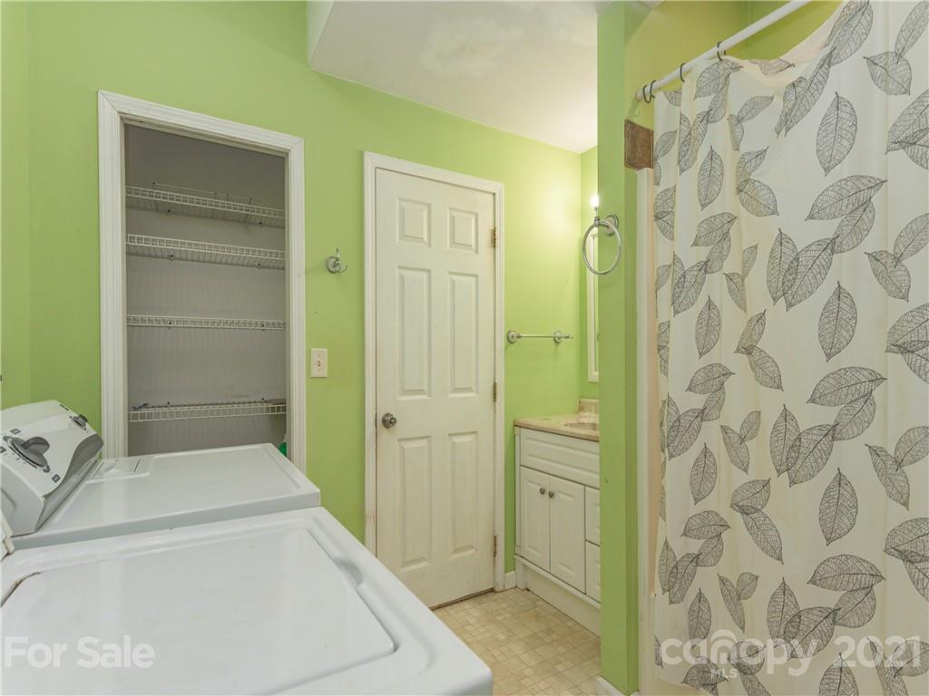 109 Elm Drive Asheville NC 28805