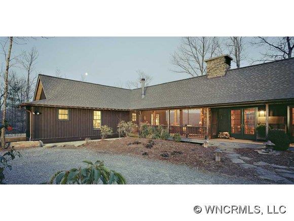 55 Doghobble Road Lake Toxaway NC 28747