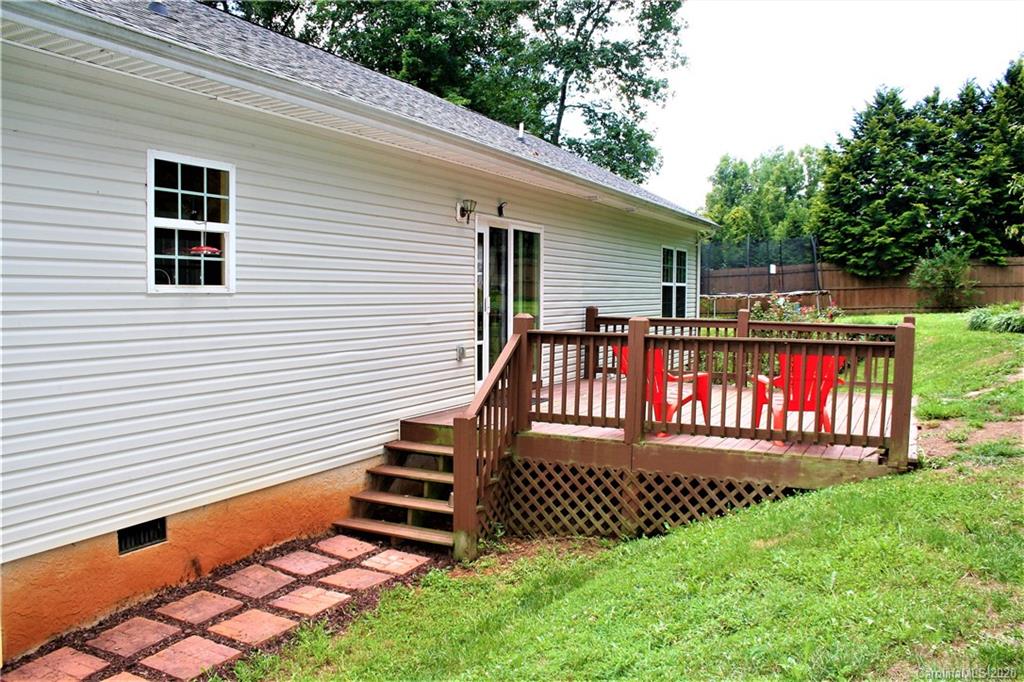23 Shady Bluff Lane Weaverville NC 28787