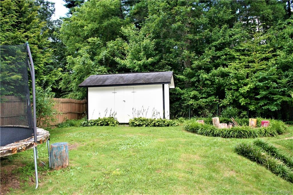 23 Shady Bluff Lane Weaverville NC 28787