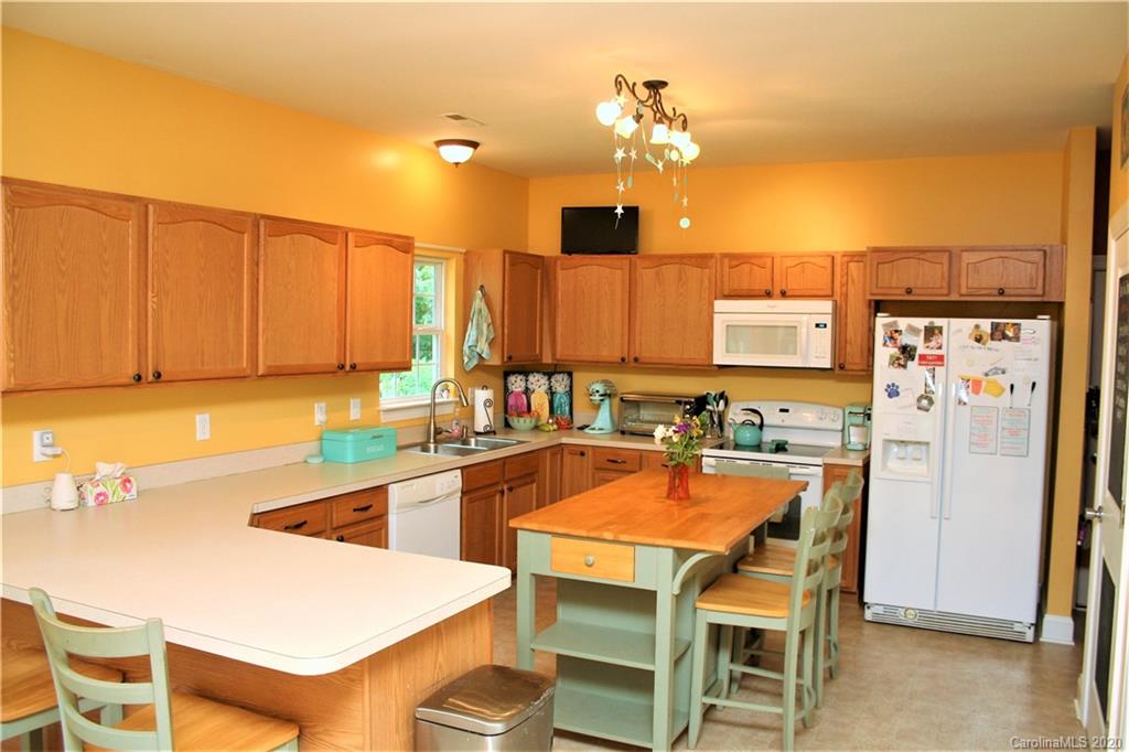 23 Shady Bluff Lane Weaverville NC 28787