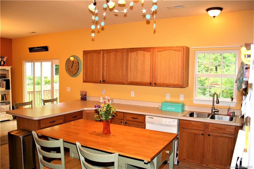 23 Shady Bluff Lane Weaverville NC 28787