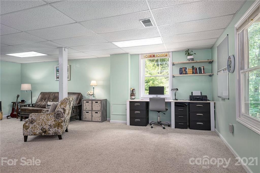 90 W Holly Ridge Drive Old Fort NC 28762
