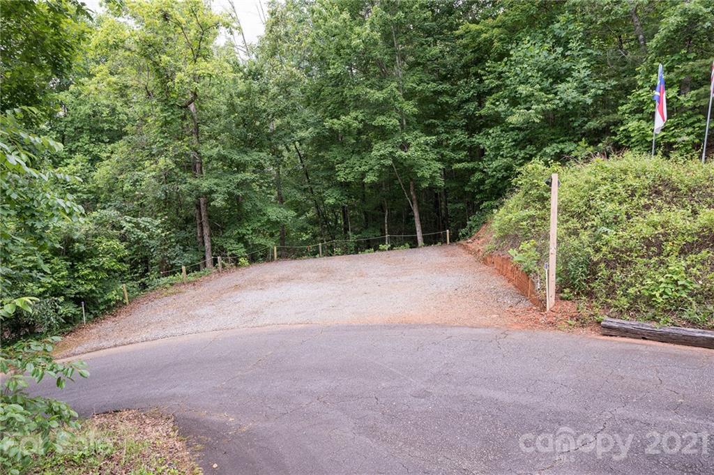 90 W Holly Ridge Drive Old Fort NC 28762