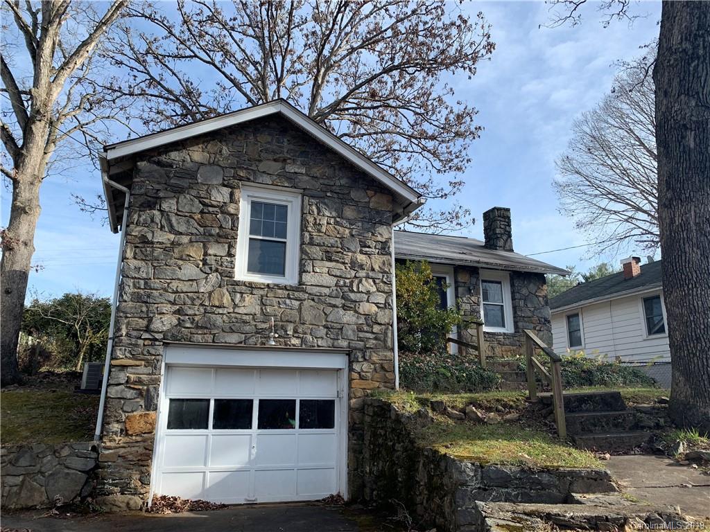 24 Oteen Park Place Asheville NC 28805