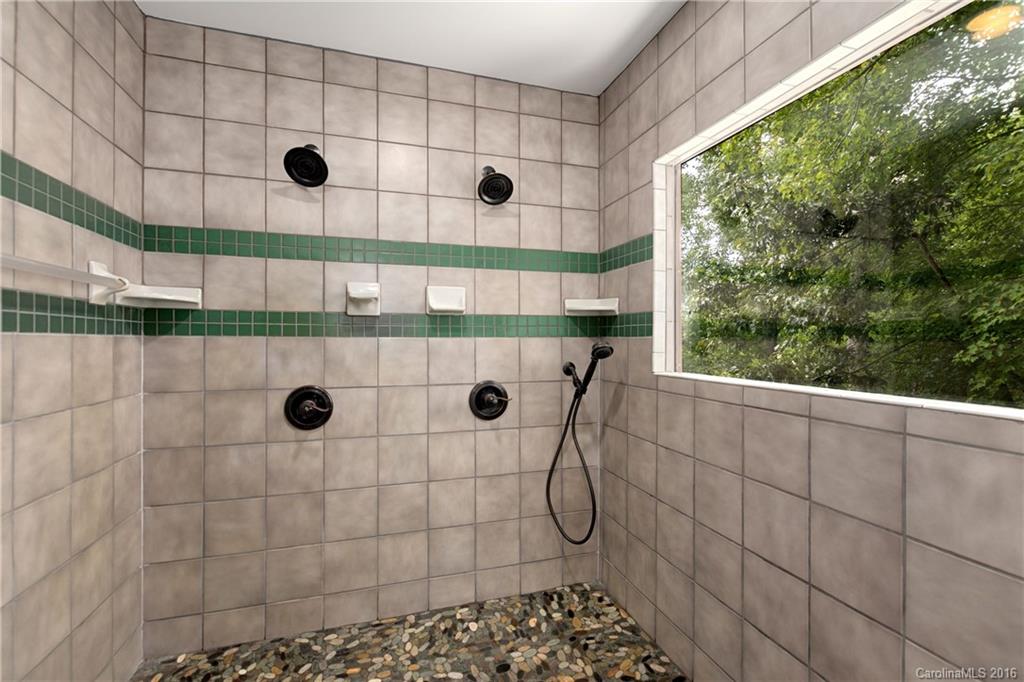 48 Moody Cove Road Weaverville NC 28787