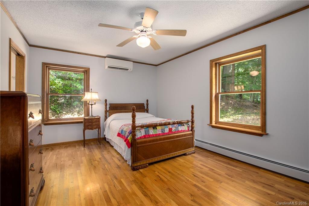48 Moody Cove Road Weaverville NC 28787
