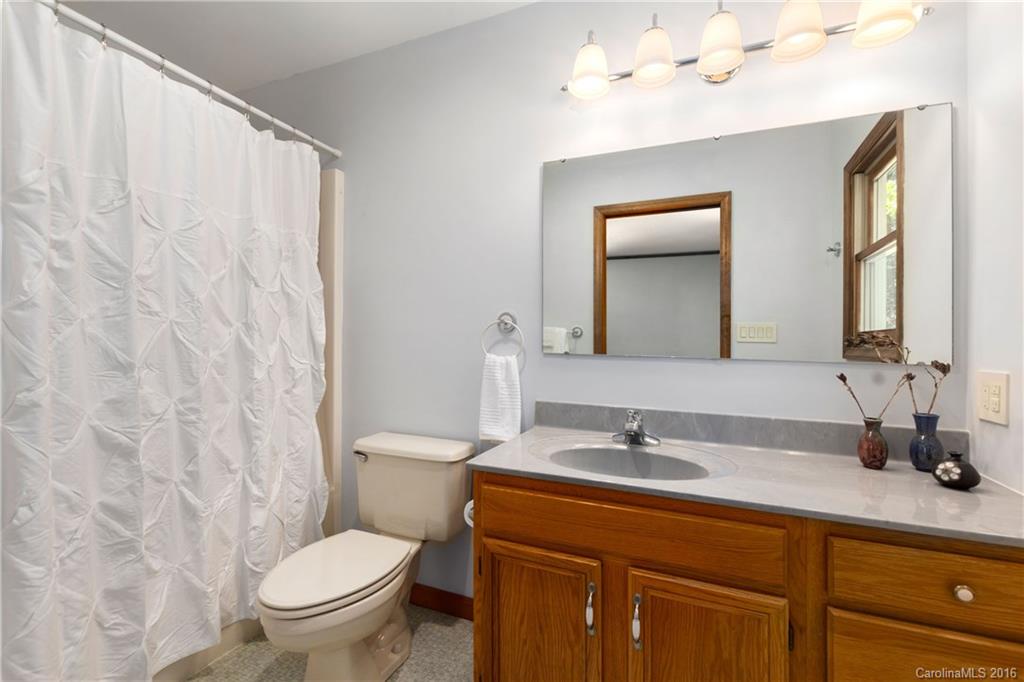 48 Moody Cove Road Weaverville NC 28787